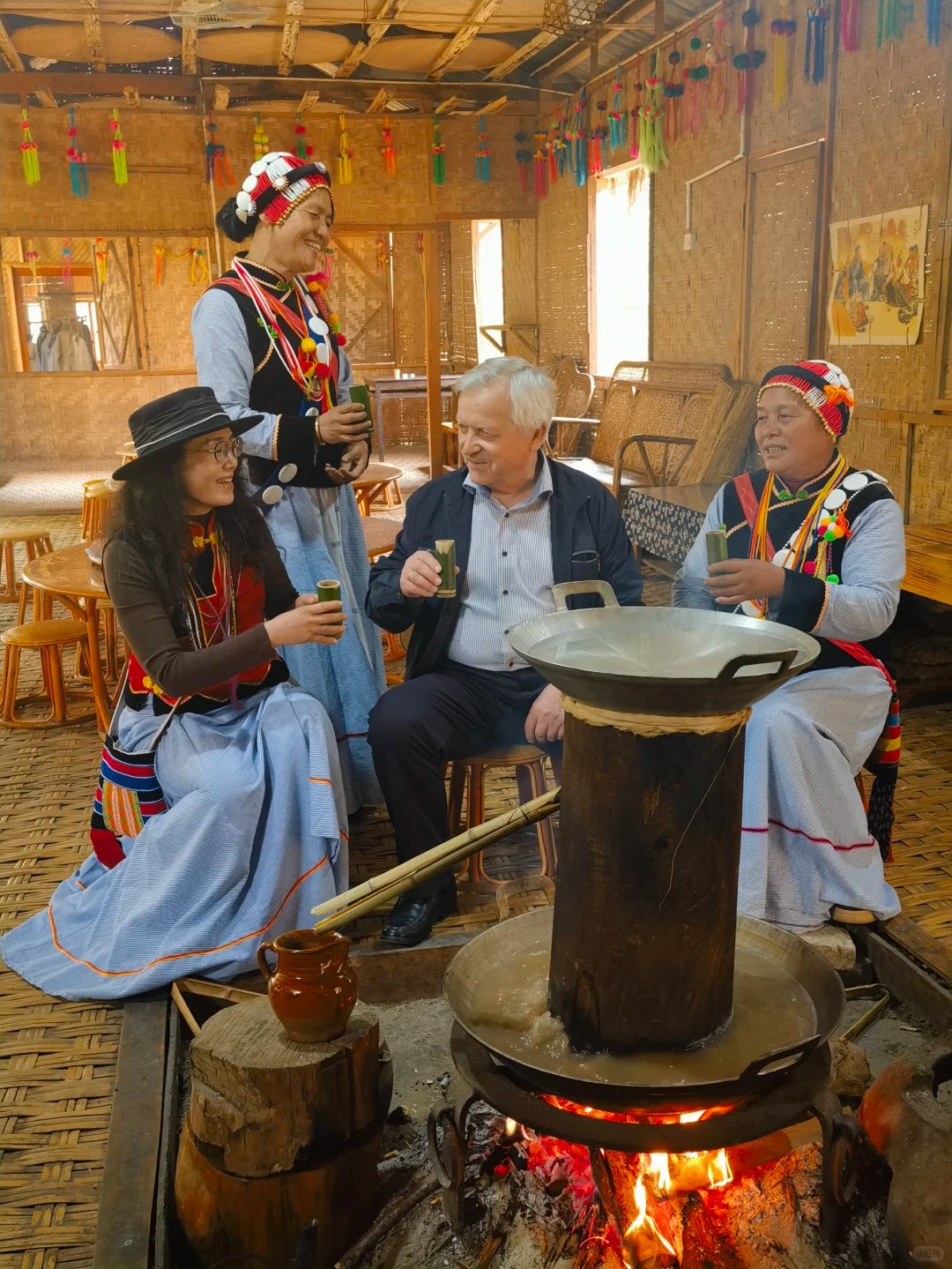 怒江旅游推薦，怒江公司團建，怒江游玩推薦，云南怒江3日游：來怒江傈僳族做客吧